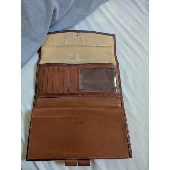 white leather dooney and bourke handbag - Picture 4 of 7